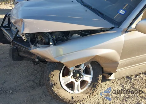 2002 Toyota Land Cruiser from USA, damaged, VIN JTEHT05J022027701